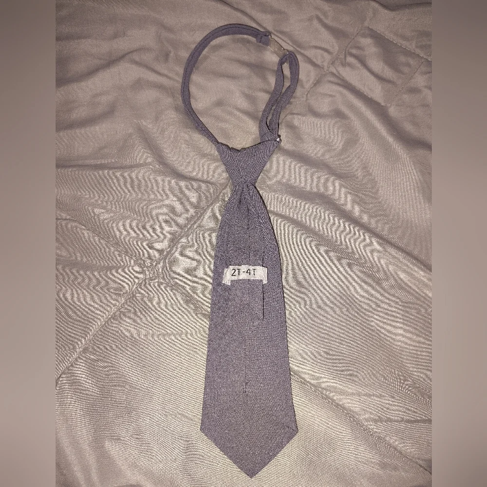 Gray Clip On Tie Size 2t-4t